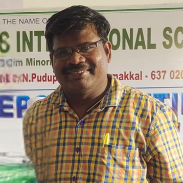 Ahamed, parent at Olive Islamic International School